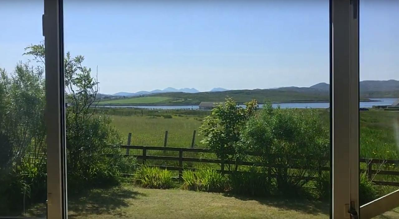 Loch Roag Guest House Breasclete Kültér fotó